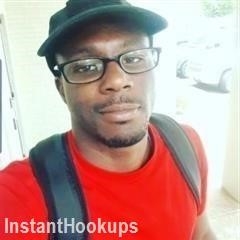 marcus9083 profile on InstantHookups