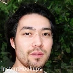chrisloveee profile on InstantHookups