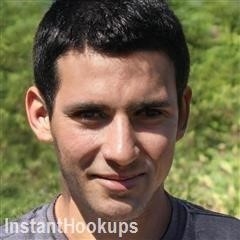zman4date profile on InstantHookups