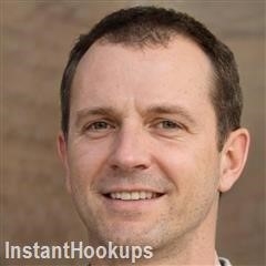 oakboy profile on InstantHookups