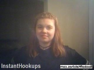 baby_girl1101 profile on InstantHookups