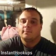 hey1245 profile on InstantHookups