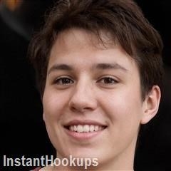 hazelyn profile on InstantHookups