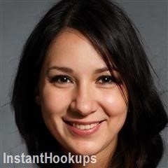 sarah107 profile on InstantHookups