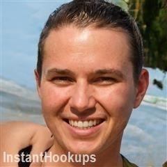 k.gil839 profile on InstantHookups