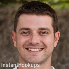 kellelsshot profile on InstantHookups