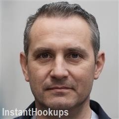 impresas profile on InstantHookups