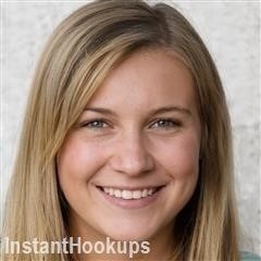 оксана156 profile on InstantHookups