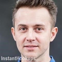 bedrmbulle profile on InstantHookups