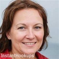 elena profile on InstantHookups