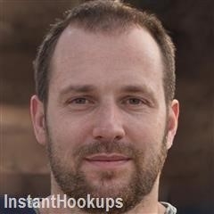 dutch5 profile on InstantHookups