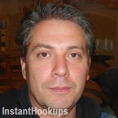 mikev1994 profile on InstantHookups