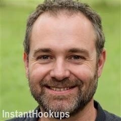 todd_mccutcheon profile on InstantHookups