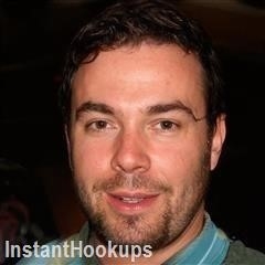 brian_kp profile on InstantHookups