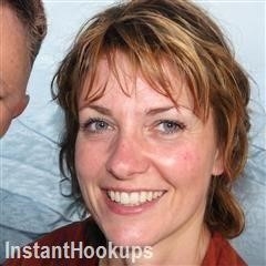 pinkon profile on InstantHookups
