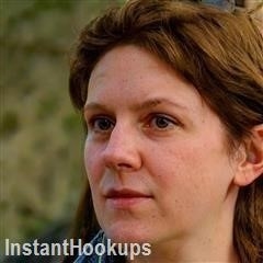 luvandhappines profile on InstantHookups