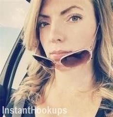 misscina83 profile on InstantHookups