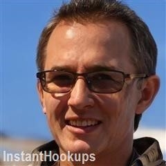 jekia24 profile on InstantHookups