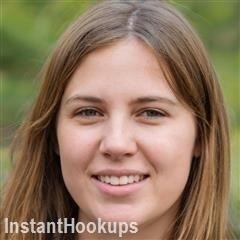 traqstar profile on InstantHookups