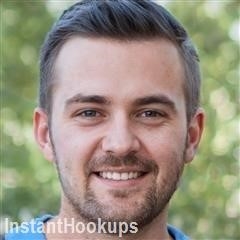 elijw profile on InstantHookups