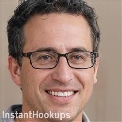 gien profile on InstantHookups