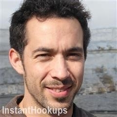 2junior2012 profile on InstantHookups